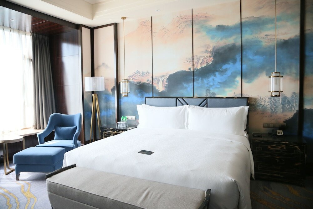 Фото Chateau Star River Qing Dao