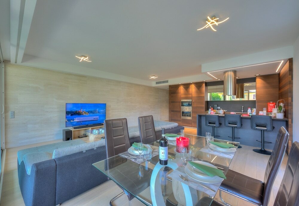 Фото Rebecca Garden