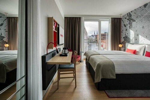 Гостиница IntercityHotel Wiesbaden в Висбадене