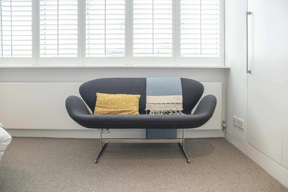 Фото Stunning Rare Soho Gem