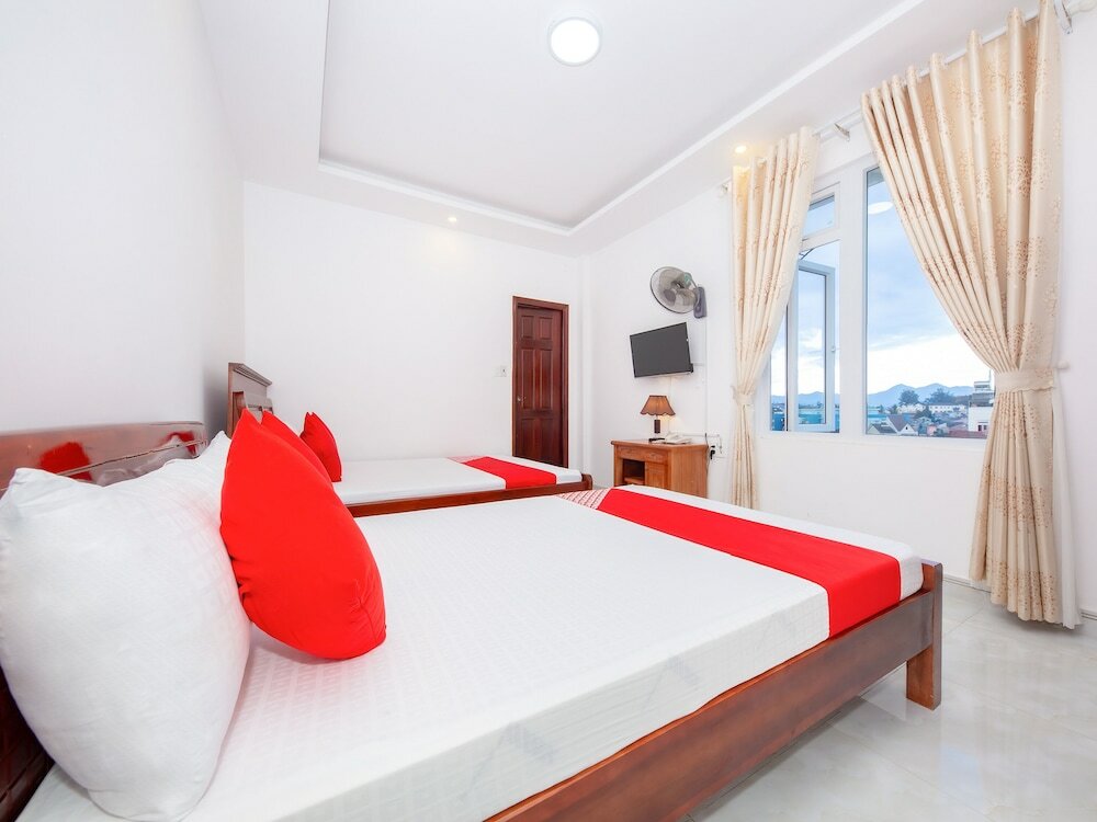 Фото Oyo 446 The Bao Hotel