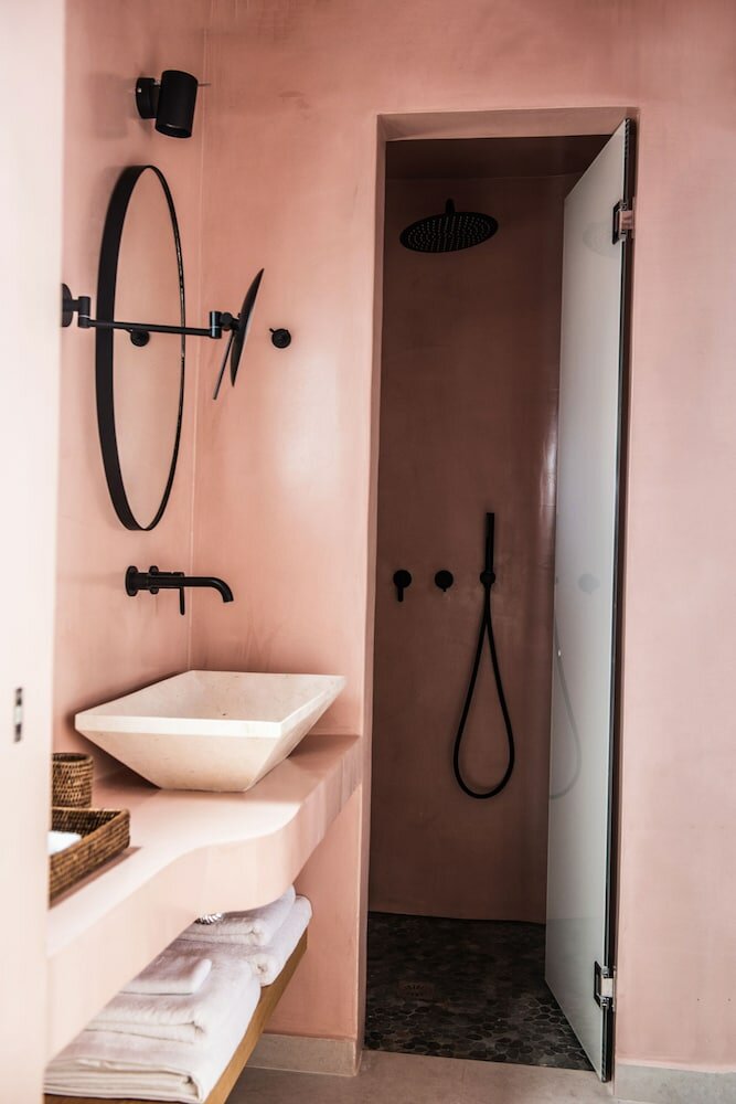 Фото Terra Nera Suites Santorini