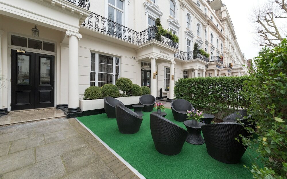 Фото Hyde Park International