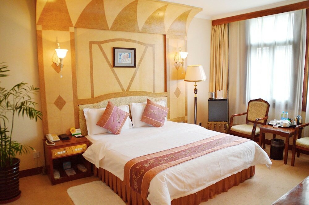 Фото Zhongfayuan Hotel