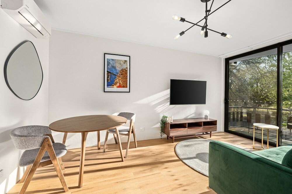 Фото Peppertree Apartments