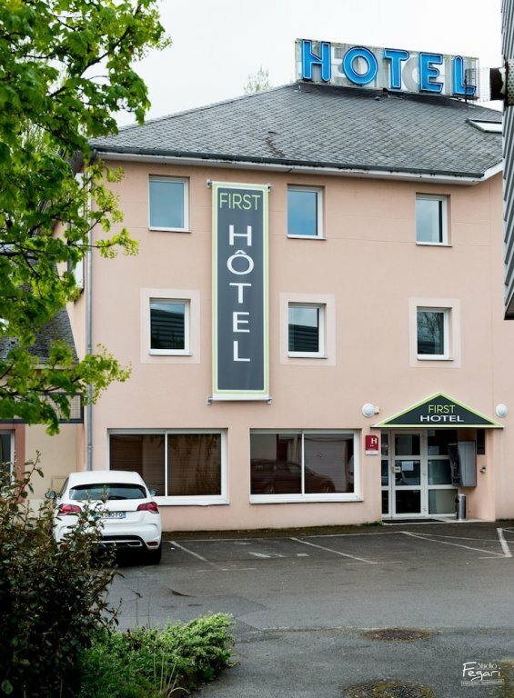 Фото Hotel First Rodez