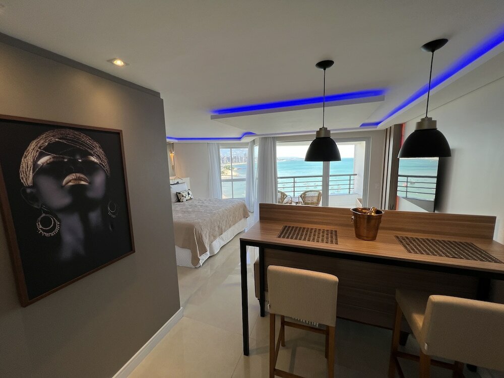 Фото Seaflats Iate Plaza Hotel