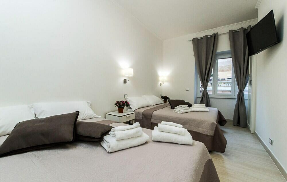 Фото Mr. Charlie Brown