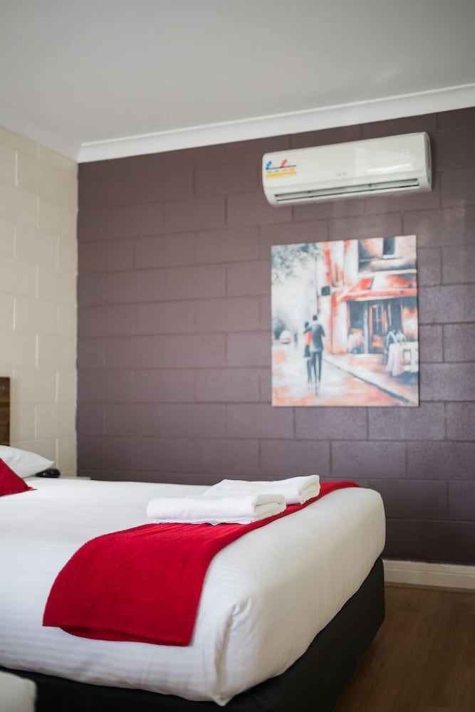 Фото Plainsman Motel