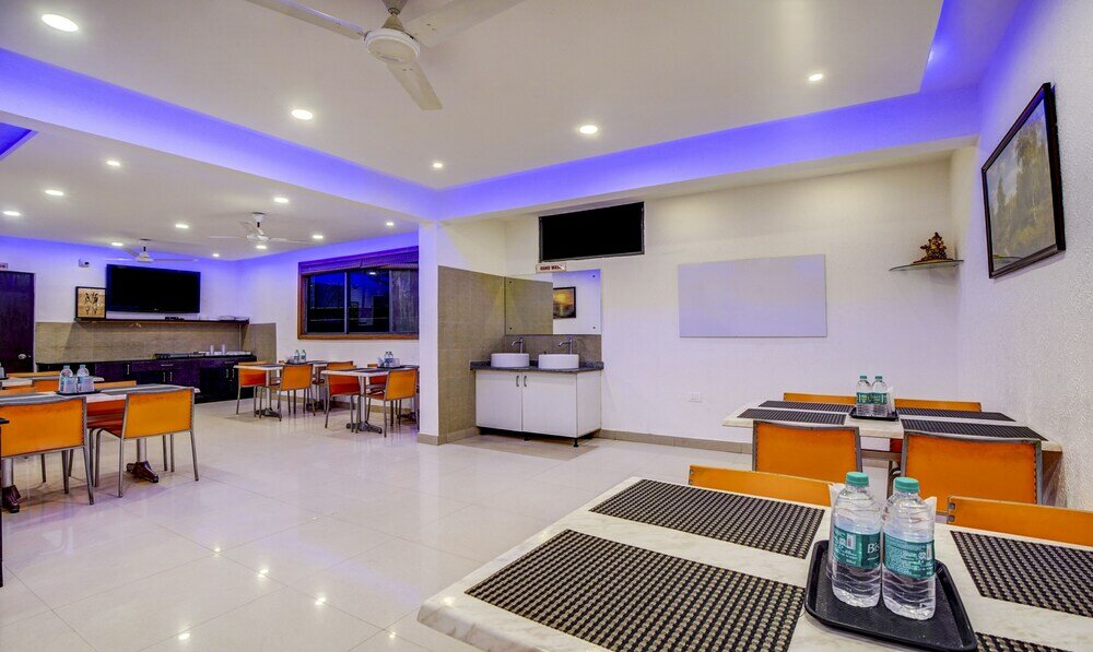 Фото Hotel Nevesa Inn