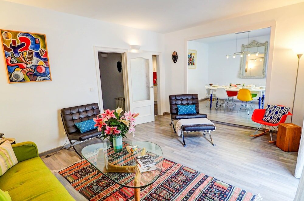 Фото Sitges Group Blue and White