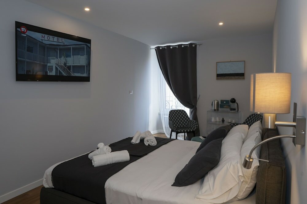 Фото Delsi Inn Piazza di Spagna 32