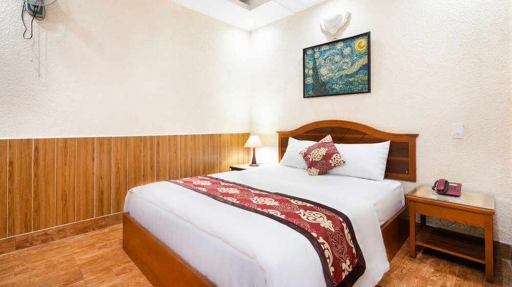 Фото Queen Hotel Saigon Airport