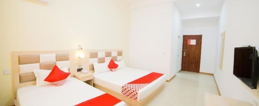 Фото Green Orange Express Inn