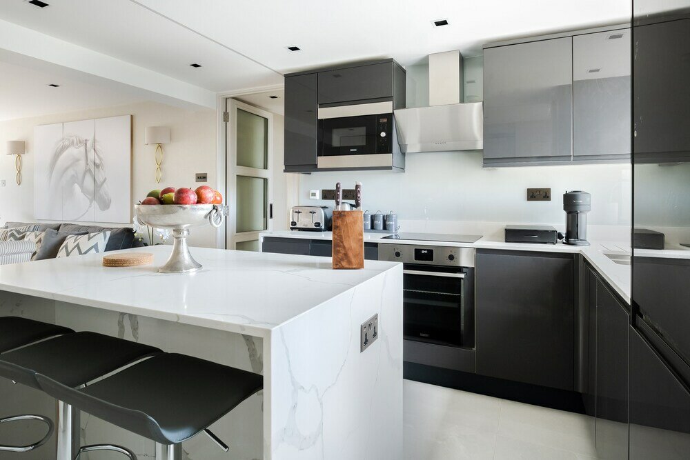 Фото Luxury 3 Bedrooms Flat in Central London