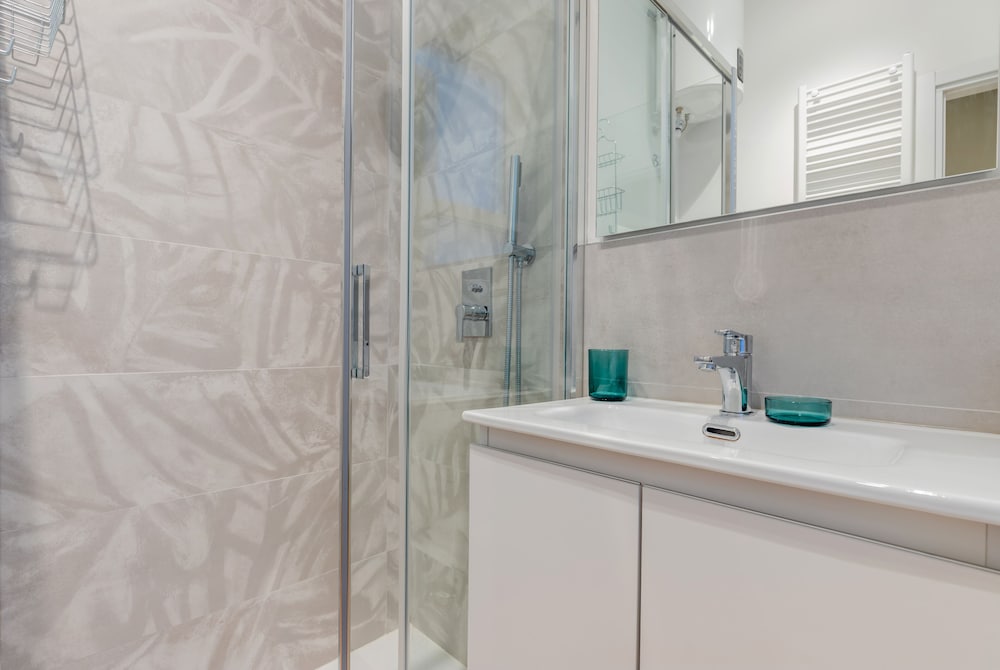 Фото Apt per coppie o singoli 10min dal Duomo