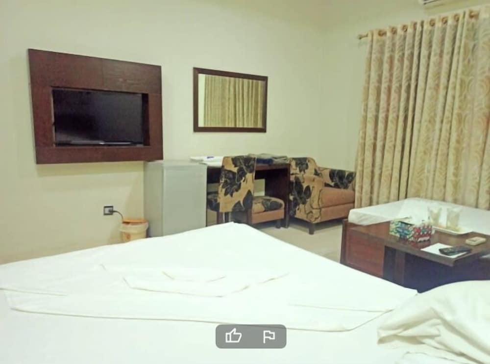 Фото Hotel Silver Sand Multan