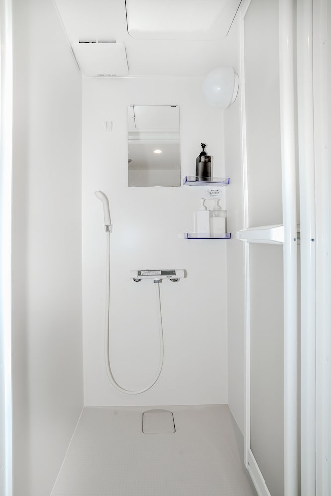 Фото Summer Lotus House Osaka