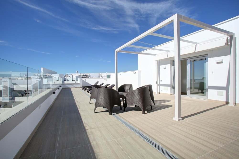 Фото Aqua Apartments Vento, Marbella