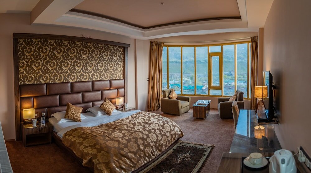 Фото Hotel D' Meadows Ladakh