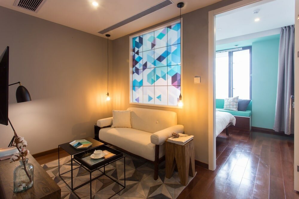 Фото More Residence Guangzhou Huaqiaoxincun