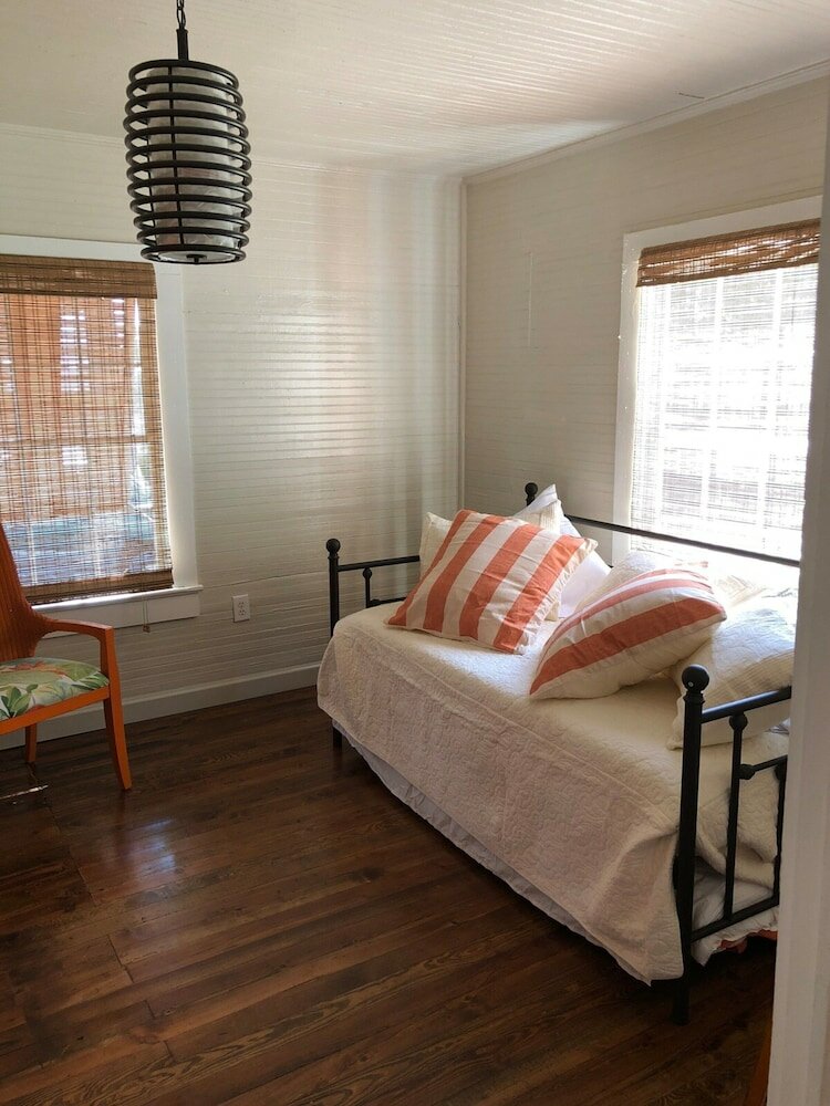 Фото Clemson Memorabilia House