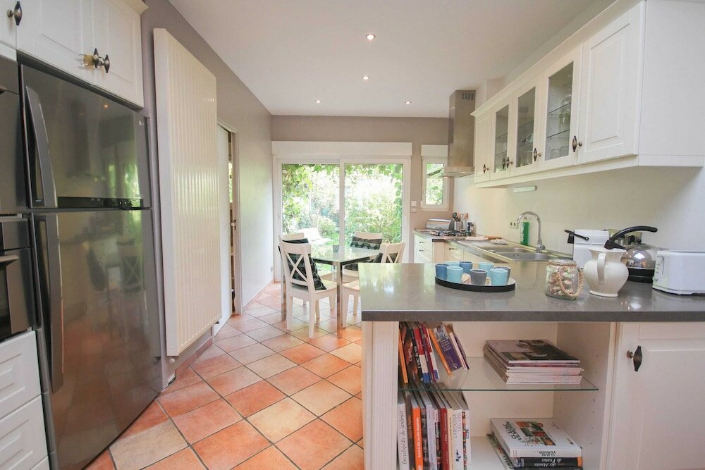 Фото Cozy Hackney Apartment