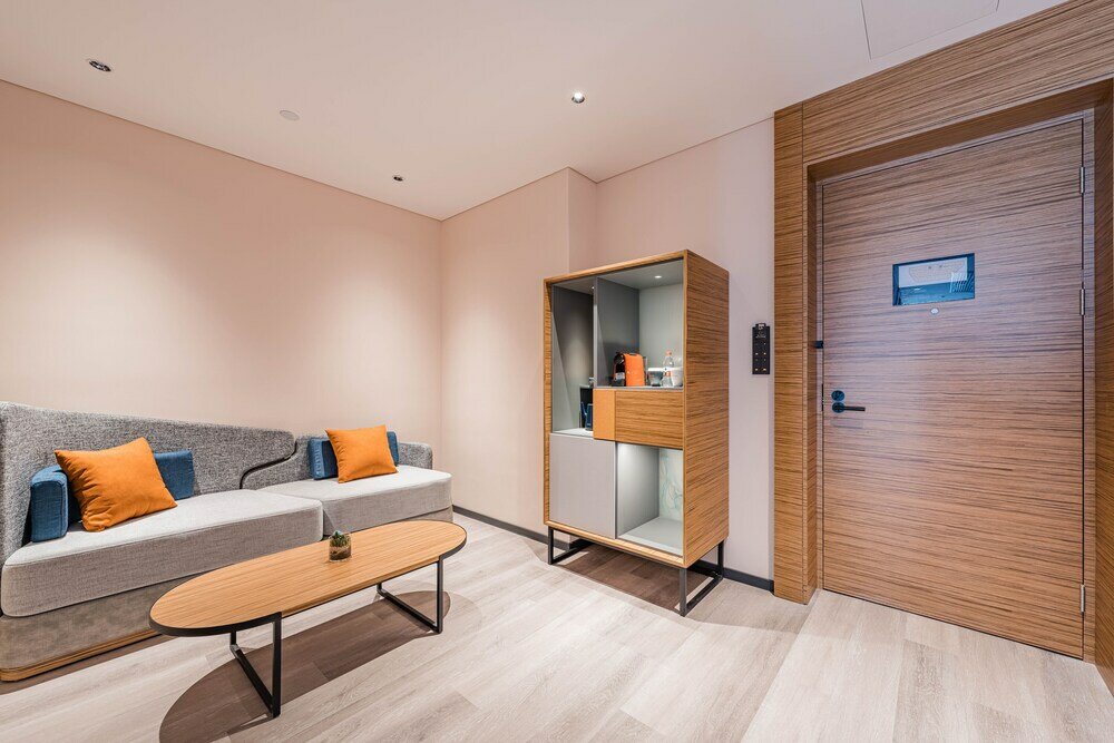 Фото UrCove Hangzhou Riverside Cbd