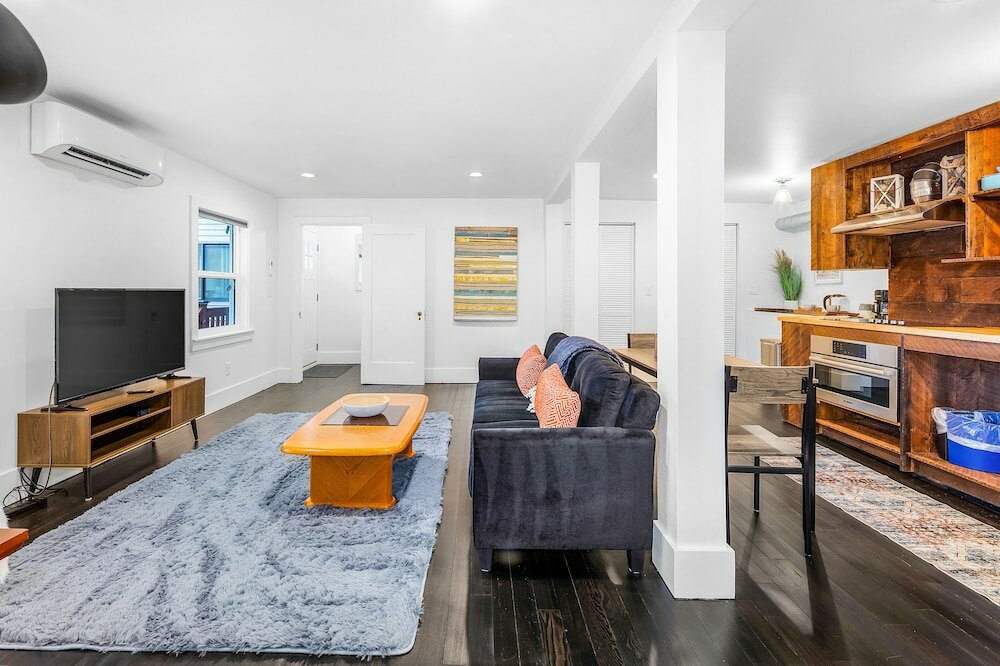 Фото 1br Tranquil Haven in Beacon Hill