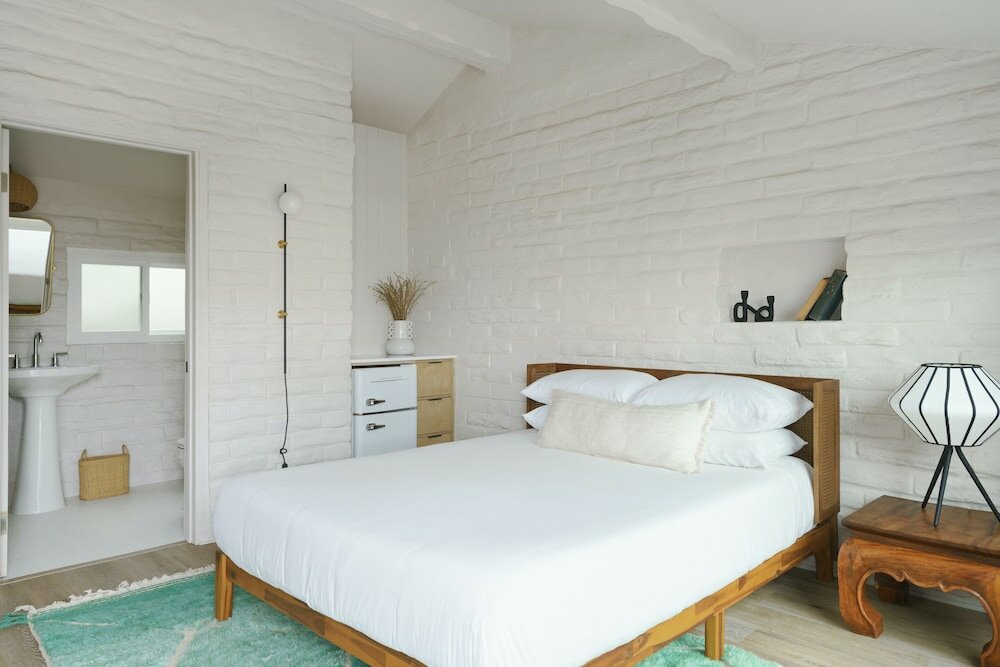 Фото The Green Room Hotel