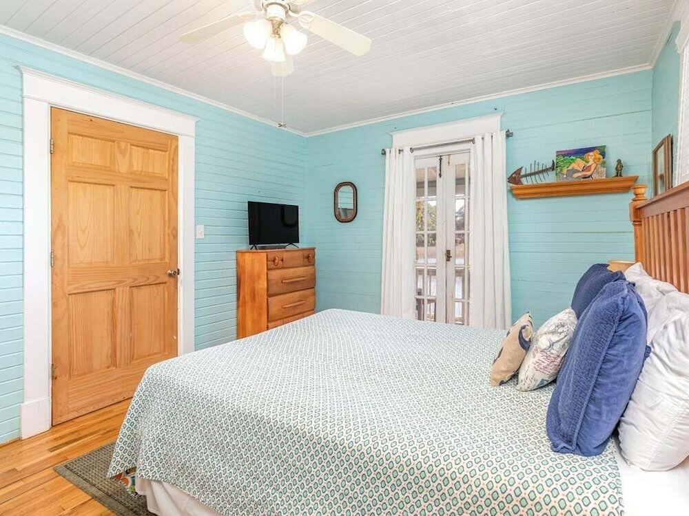 Фото Chimney Pot Cottage