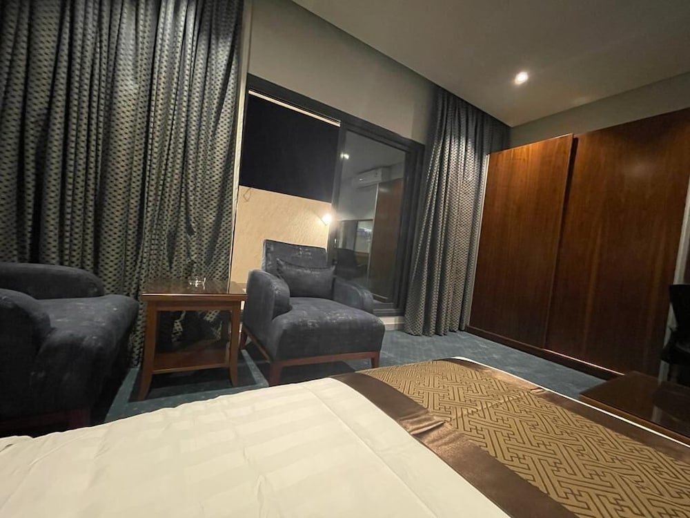 Фото Celine Home Hotel- Tawiq