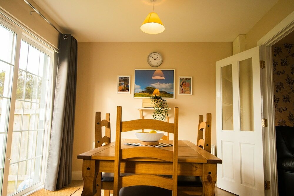 Фото Modern Central Three Bedroom House