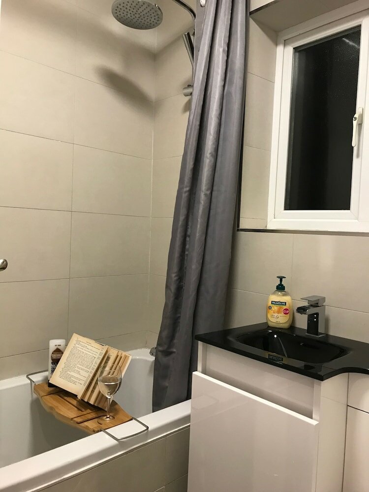 Фото Maida Vale Queens Park Warwick Avenue