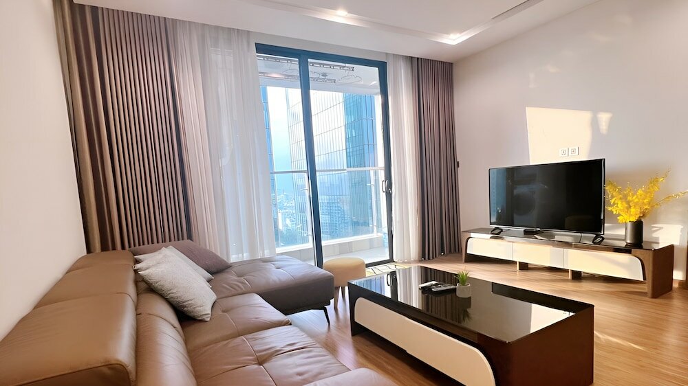 Фото Vinhome Metropolis Lieu Giai Apartment