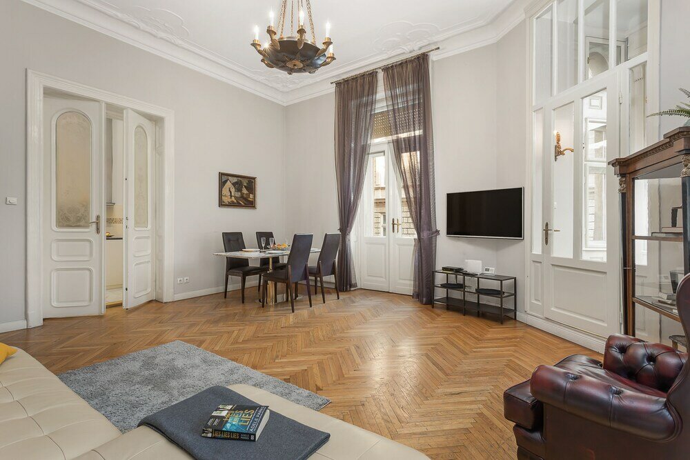 Фото New York Palace View Apartment