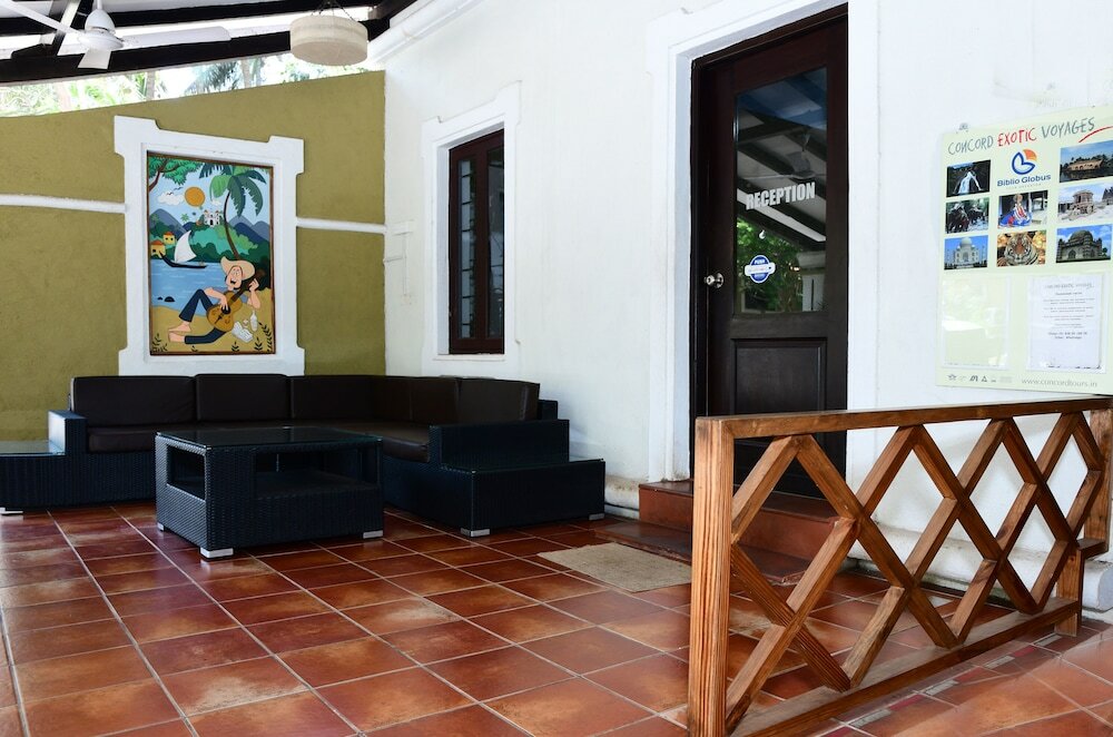 Фото White Square Nirvana, Parra