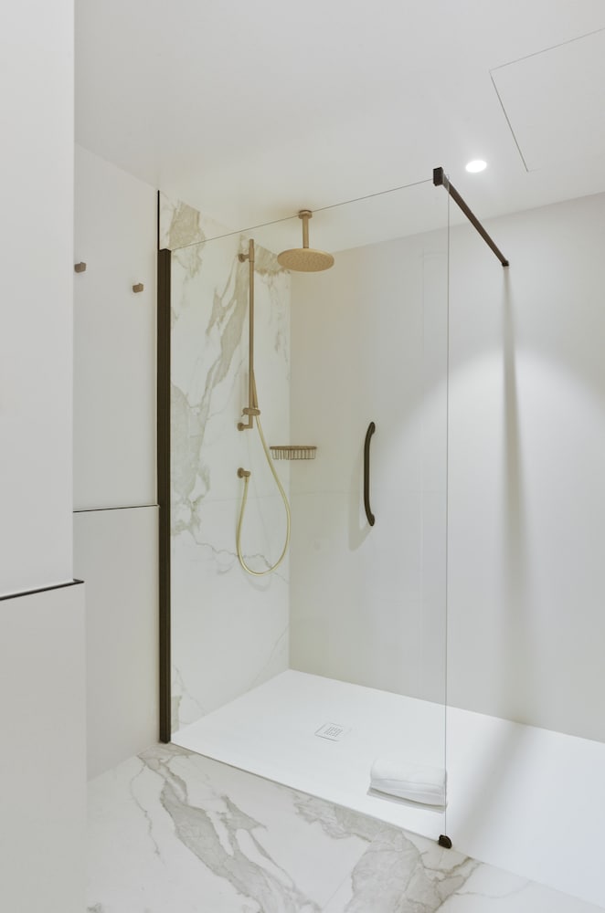 Фото Casa Alberola Alicante, Curio Collection by Hilton