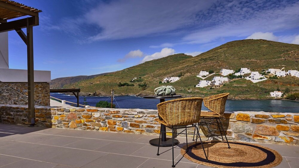 Фото Amal Kythnos Suites