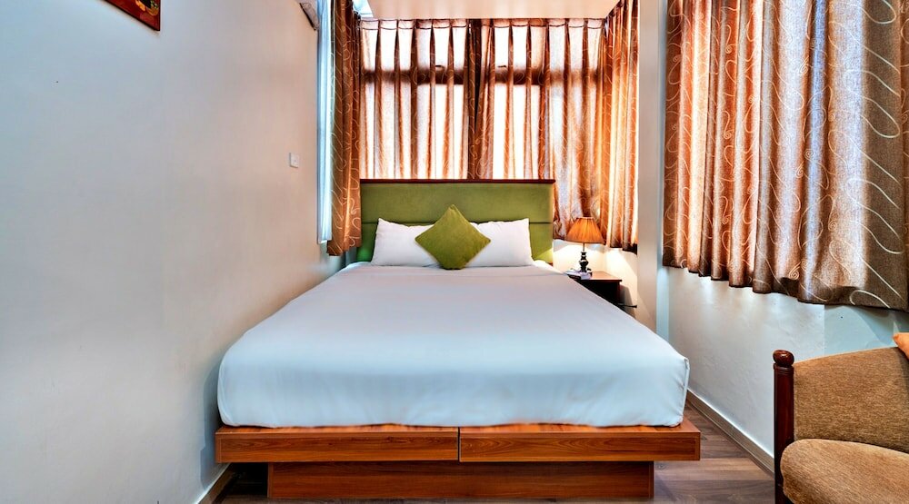 Фото Hanz LakeView Hotel Hanoi