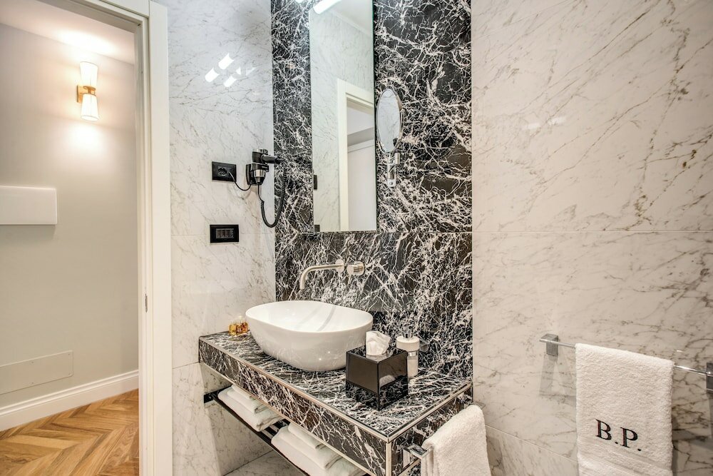 Фото Babuino Palace Suites