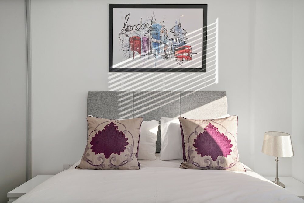 Фото Collingham Serviced Apartments