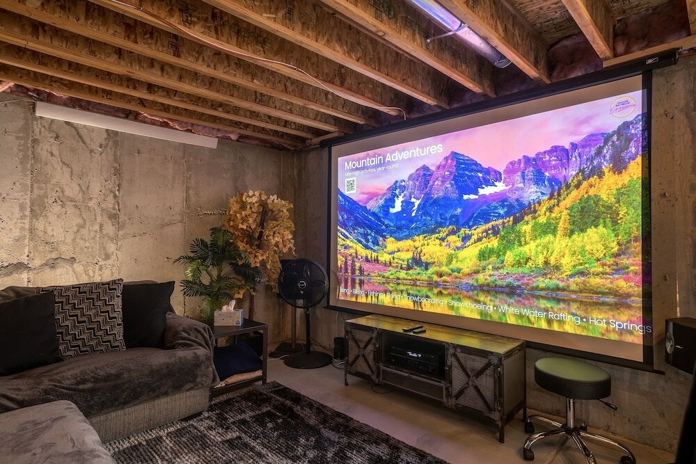 Фото 3204 Curtis Street