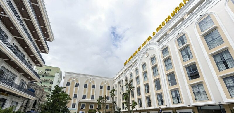 Гостиница Phu Long Tam Ky Hotel & Restaurant в Тамки