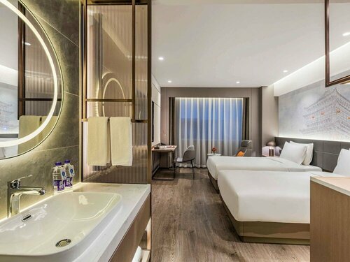 Гостиница Novotel Xian The Bell Tower в Шэньси