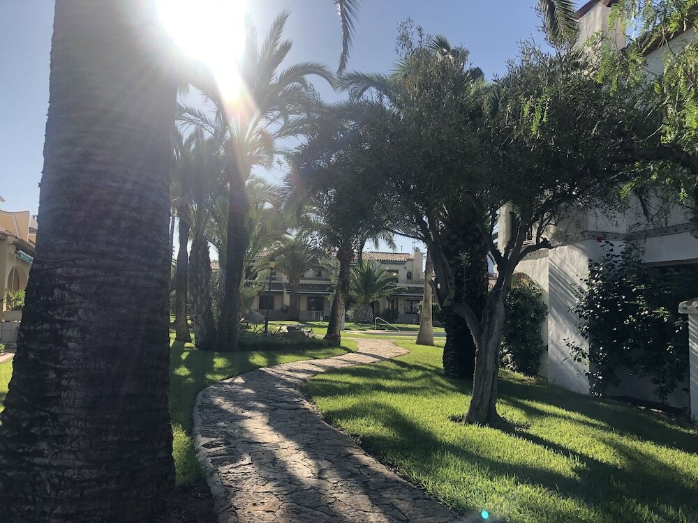 Фото Apartamento El Poblet