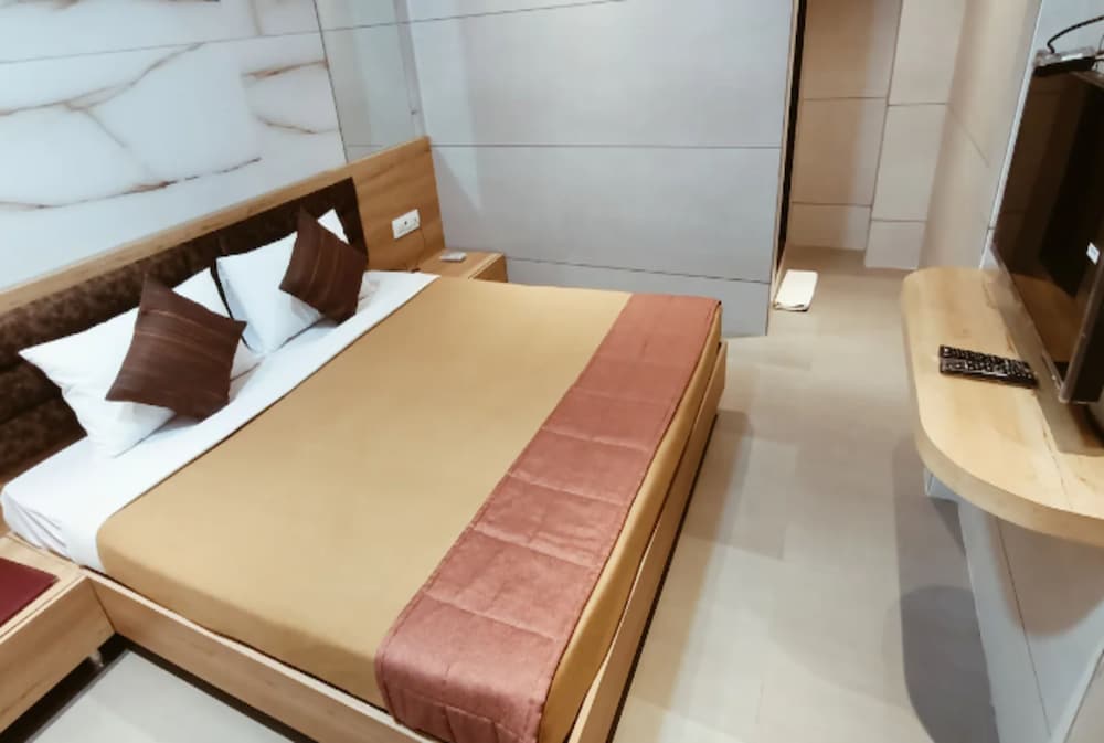 Фото Hotel Prasad Nx