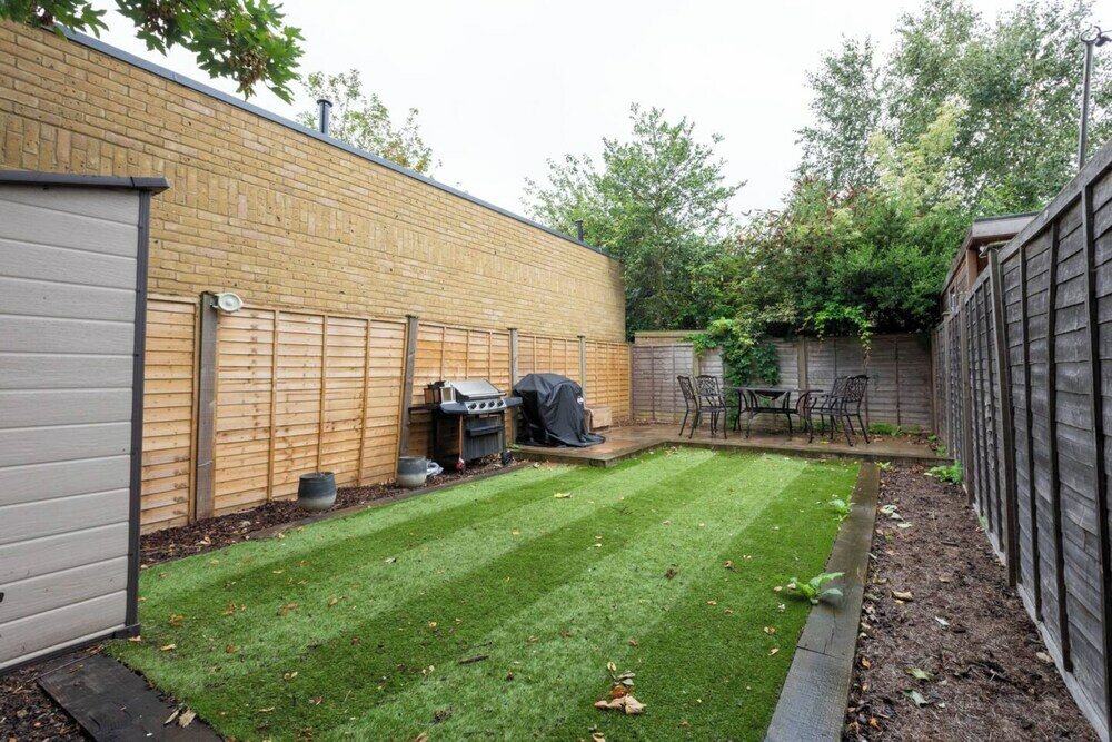 Фото Beautiful 3bd Garden Flat - Tooting!