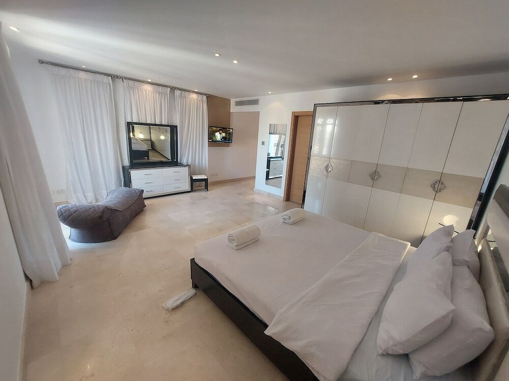 Фото Nayah boutique Stays