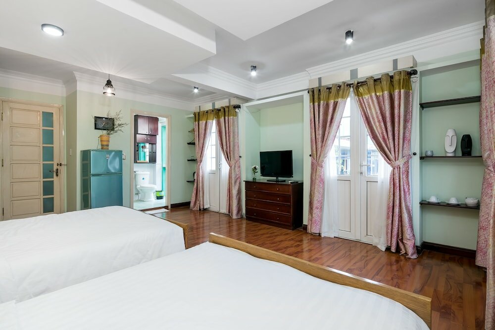 Фото Little Pig Home - Hostel